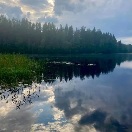 Cozy With Boat, Steps From In Kerimaa * 凯里迈基